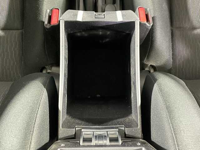 トヨタ カローラ フィールダー 1．5X 福岡県 2013(平25)年 6.1万km スーパーホワイトⅡ 純正ナビ/Bluetooth/TV/CD/横滑り防止装置/オールパワーウィンドウ/エアコン/ETC/純正フロアマット/リモコンキー/電動格納ミラー