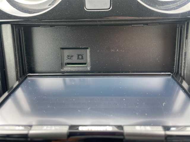 日産 ノート e－パワー B 島根県 2020(令2)年 6.7万km ダークメタルグレー 社外メモリナビ　/Ｂｌｕｅｔｏｏｔｈ接続　/全方位カメラ　/ＥＴＣ　/スマートキー　/プッシュスタート /アイドリングストップ　/前後コーナーセンサー　/レーンアシスト　/衝突軽減ブレーキ　/純正フロアマット