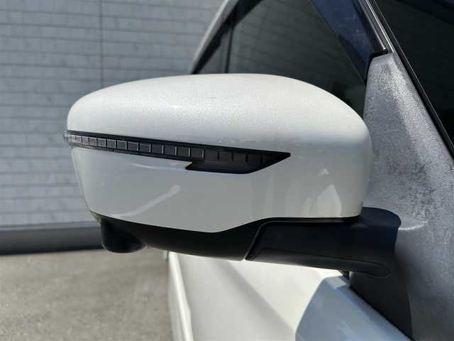 日産 セレナ ハイウェイスター 福岡県 2020(令2)年 7.4万km ブリリアントホワイトパール 純正10型SDナビ(フルセグTV/CD/DVD/BT)アラウンドビューモニターフリップダウンモニタープロパイロットエマージェンシーブレーキコーナーセンサーBSM両側パワスラドラレコETCUSBポート純正LEDヘッドライト純正フロアマット純正アルミホイール16インチスマートキープッシュスタート