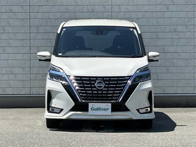 日産 セレナ ハイウェイスター 福岡県 2020(令2)年 7.4万km ブリリアントホワイトパール 純正10型SDナビ(フルセグTV/CD/DVD/BT)アラウンドビューモニターフリップダウンモニタープロパイロットエマージェンシーブレーキコーナーセンサーBSM両側パワスラドラレコETCUSBポート純正LEDヘッドライト純正フロアマット純正アルミホイール16インチスマートキープッシュスタート