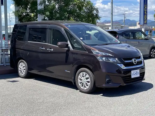 日産 セレナ X 山梨県 2016(平28)年 9.2万km インペリアルアンバーP (株)IDOMが運営する【じしゃロン甲府店】の自社ローン専用車両になります。/こちらは現金またはオートローンご利用時の価格です。自社ローンご希望の方は別途その旨お申付け下さい/〇ワンオーナー/〇純正ナビ・フルセグTV/〇DVD/CD/SD/BTオーディオ/〇アラウンドビューモニター/〇パーキングアシスト/〇LEDヘッドライト/〇左後オートスライドドア/〇セーフティーパックA/〇クルーズコントロール/〇前後ドライブレコーダー/〇インテリジェンスキー/〇ETC/〇取扱説明書