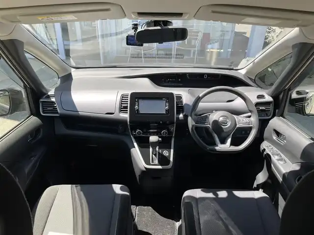 日産 セレナ X 山梨県 2016(平28)年 9.2万km インペリアルアンバーP (株)IDOMが運営する【じしゃロン甲府店】の自社ローン専用車両になります。/こちらは現金またはオートローンご利用時の価格です。自社ローンご希望の方は別途その旨お申付け下さい/〇ワンオーナー/〇純正ナビ・フルセグTV/〇DVD/CD/SD/BTオーディオ/〇アラウンドビューモニター/〇パーキングアシスト/〇LEDヘッドライト/〇左後オートスライドドア/〇セーフティーパックA/〇クルーズコントロール/〇前後ドライブレコーダー/〇インテリジェンスキー/〇ETC/〇取扱説明書
