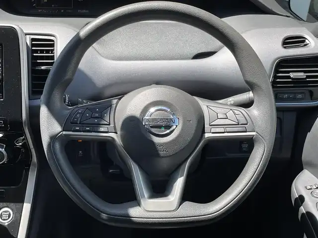 日産 セレナ X 山梨県 2016(平28)年 9.2万km インペリアルアンバーP (株)IDOMが運営する【じしゃロン甲府店】の自社ローン専用車両になります。/こちらは現金またはオートローンご利用時の価格です。自社ローンご希望の方は別途その旨お申付け下さい/〇ワンオーナー/〇純正ナビ・フルセグTV/〇DVD/CD/SD/BTオーディオ/〇アラウンドビューモニター/〇パーキングアシスト/〇LEDヘッドライト/〇左後オートスライドドア/〇セーフティーパックA/〇クルーズコントロール/〇前後ドライブレコーダー/〇インテリジェンスキー/〇ETC/〇取扱説明書