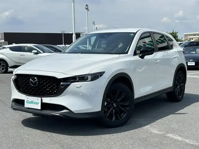 マツダ ＣＸ－５ XD ブラックトーンエディション 奈良県 2022(令4)年 3.2万km ロジウムホワイトプレミアムメタリック １０．２５インチ純正ナビ　/ｂｌｕｅｔｏｏｔｈ　/フルセグテレビ　/全方位カメラ　/viewボタン/ＥＴＣ　/ハーフレザーシート　/パワーシート　/シートヒーター　/ｉ－ＡＣＴＩＶＳＥＮＳＥ　/コーナーセンサー前後　/パドルシフト/ダウンヒルシステム/電動格納ミラー/LEDヘッドライト