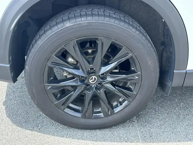 マツダ ＣＸ－５ XD ブラックトーンエディション 奈良県 2022(令4)年 3.2万km ロジウムホワイトプレミアムメタリック １０．２５インチ純正ナビ　/ｂｌｕｅｔｏｏｔｈ　/フルセグテレビ　/全方位カメラ　/viewボタン/ＥＴＣ　/ハーフレザーシート　/パワーシート　/シートヒーター　/ｉ－ＡＣＴＩＶＳＥＮＳＥ　/コーナーセンサー前後　/パドルシフト/ダウンヒルシステム/電動格納ミラー/LEDヘッドライト