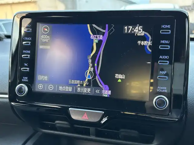 トヨタ ヤリスクロス ハイブリッド Z 島根県 2023(令5)年 3.4万km プラチナホワイトパールマイカ 登録時走行距離33472km/４WD/純正ナビ/(AM/FM/Bluetooth/フルセグTV)/全周囲カメラ/追従型クルーズコントロール/オートマチックハイビーム/ドラレコ前後/パワーシート/シートヒーター/ステアリングヒーター/電動リアゲート/ブラインドスポットモニター/コーナーセンサー/アドバンストパーク/ヘッドアップディスプレイ/横滑り防止/衝突軽減システム/レーンアシスト