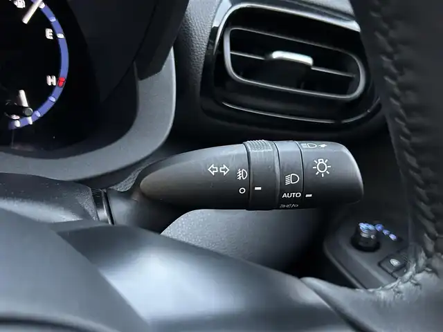 トヨタ ヤリスクロス ハイブリッド Z 島根県 2023(令5)年 3.4万km プラチナホワイトパールマイカ 登録時走行距離33472km/４WD/純正ナビ/(AM/FM/Bluetooth/フルセグTV)/全周囲カメラ/追従型クルーズコントロール/オートマチックハイビーム/ドラレコ前後/パワーシート/シートヒーター/ステアリングヒーター/電動リアゲート/ブラインドスポットモニター/コーナーセンサー/アドバンストパーク/ヘッドアップディスプレイ/横滑り防止/衝突軽減システム/レーンアシスト