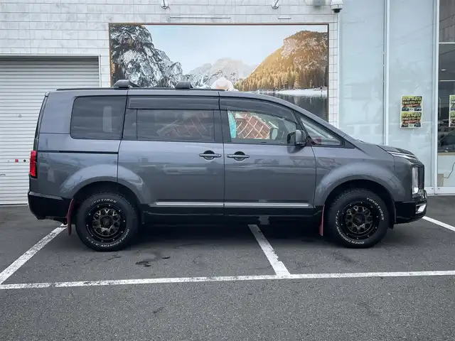 三菱 デリカＤ：５ G 長野県 2019(令1)年 7万km アイガーグレーM/ダイヤモンドブラックマイカ 切替４WDディーゼルターボ/TOYOオープンカントリータイヤ/RAYSアルミホイール/ベースキャリア/マッドガード/純正ナビ/フリップダウンモニター/バックカメラ/ETC/ドラレコ/Bluetooth/フルセグTV/両側パワースライドドア/ドアバイザー/オートホールド機能/電動パーキングブレーキ/追従機能付クルーズコントロール/パドルシフト/純正フロアマット/衝突被害軽減システム