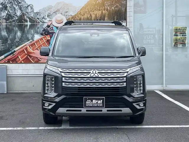 三菱 デリカＤ：５ G 長野県 2019(令1)年 7万km アイガーグレーM/ダイヤモンドブラックマイカ 切替４WDディーゼルターボ/TOYOオープンカントリータイヤ/RAYSアルミホイール/ベースキャリア/マッドガード/純正ナビ/フリップダウンモニター/バックカメラ/ETC/ドラレコ/Bluetooth/フルセグTV/両側パワースライドドア/ドアバイザー/オートホールド機能/電動パーキングブレーキ/追従機能付クルーズコントロール/パドルシフト/純正フロアマット/衝突被害軽減システム