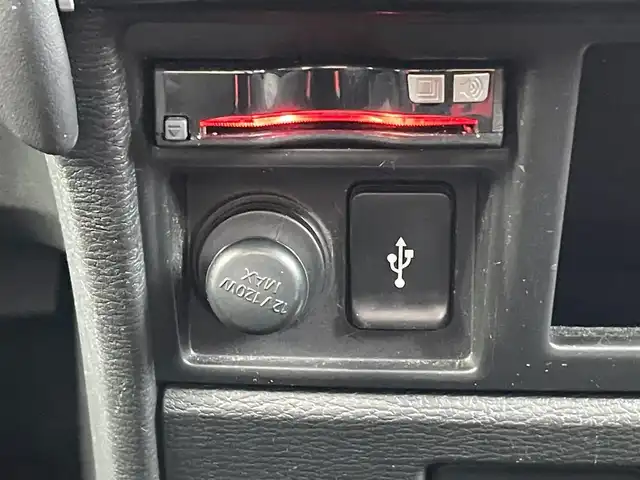 三菱 デリカＤ：５ G 長野県 2019(令1)年 7万km アイガーグレーM/ダイヤモンドブラックマイカ 切替４WDディーゼルターボ/TOYOオープンカントリータイヤ/RAYSアルミホイール/ベースキャリア/マッドガード/純正ナビ/フリップダウンモニター/バックカメラ/ETC/ドラレコ/Bluetooth/フルセグTV/両側パワースライドドア/ドアバイザー/オートホールド機能/電動パーキングブレーキ/追従機能付クルーズコントロール/パドルシフト/純正フロアマット/衝突被害軽減システム