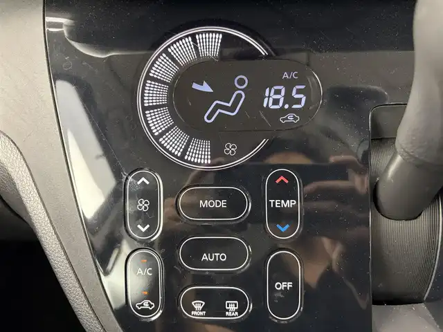 日産 デイズ ルークス ハイウェイスターX Gパッケージ 愛知県 2017(平29)年 6.7万km オーシャンブルーP 純正ナビ（フルセグ、CD、Bluetooth）/ETC/全方位カメラ/両側パワスラドア/衝突軽減ブレーキ/LEDヘッドライト/スマートキー/ドラレコ前後/オートライト/純正15インチAW/純正フロアマット/アイドリングストップ/横滑り防止装置/フォグライト