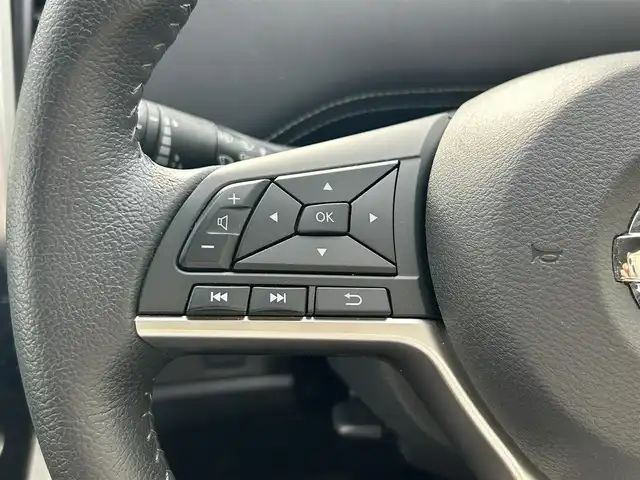 日産 セレナ ハイウェイスター プロパイロットED 島根県 2017(平29)年 4.5万km ダイヤモンドブラック 純正メモリナビ　/(フルセグTV/ＤＶＤ再生/Ｂｌｕｅｔｏｏｔｈ接続)/フリップダウンモニター　/両側パワースライドドア/前方ドライブレコーダー/バックカメラ　/ＥＴＣ/レーダークルーズコントロール/衝突軽減ブレーキ　/レーンアシスト/電動パーキングブレーキ　/前後コーナーセンサー　/横滑り防止装置/アイドリングストップ/スマートキー/プッシュスタート　/純正フロアマット/社外15インチアルミホイール