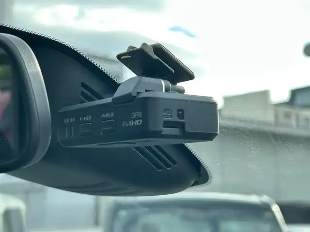 日産 セレナ ハイウェイスター プロパイロットED 島根県 2017(平29)年 4.5万km ダイヤモンドブラック 純正メモリナビ　/(フルセグTV/ＤＶＤ再生/Ｂｌｕｅｔｏｏｔｈ接続)/フリップダウンモニター　/両側パワースライドドア/前方ドライブレコーダー/バックカメラ　/ＥＴＣ/レーダークルーズコントロール/衝突軽減ブレーキ　/レーンアシスト/電動パーキングブレーキ　/前後コーナーセンサー　/横滑り防止装置/アイドリングストップ/スマートキー/プッシュスタート　/純正フロアマット/社外15インチアルミホイール