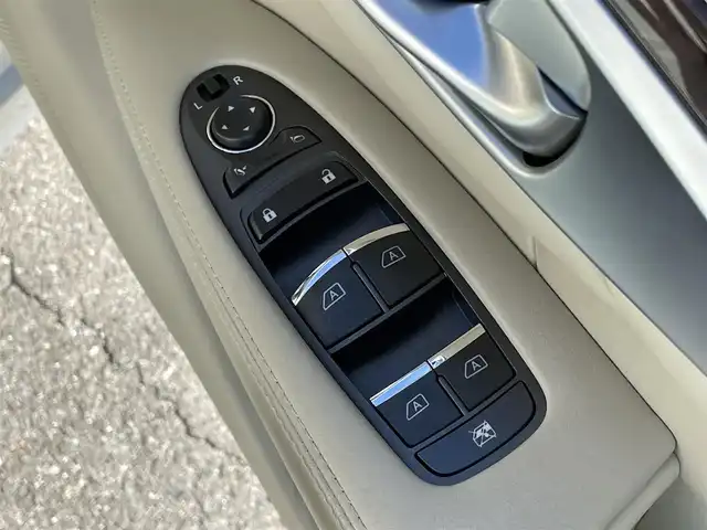 日産 フーガ 250GT 群馬県 2014(平26)年 6.7万km クリスタルホワイトパール 純正ＨＤＤナビ　/フルセグ　/オットマン　/電動リアゲート　/前席パワーシート　/シートセットポジションメモリー　/フォグランプ　/ＡＦＳ　/ステアリングスイッチ　/スポーツモード　/オートワイパー　/純正フロアマット/Bluetooth/クルーズコントロール