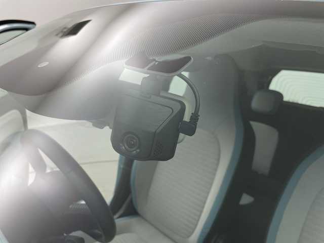 ルノー トゥインゴ インテンス 岐阜県 2018(平30)年 4万km ブルードラジェ 純正カーオーディオ/FM　AM/USB/Bluetooth/純正フロアマット/アイドリングストップ/オートライト/フォグランプ/純正15インチAW/コーナーセンサー/革巻きステアリング/社外ETC/社外ドラレコ/トノカバー