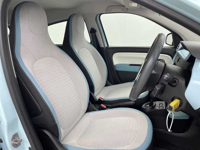 ルノー トゥインゴ インテンス 岐阜県 2018(平30)年 4万km ブルードラジェ 純正カーオーディオ/FM　AM/USB/Bluetooth/純正フロアマット/アイドリングストップ/オートライト/フォグランプ/純正15インチAW/コーナーセンサー/革巻きステアリング/社外ETC/社外ドラレコ/トノカバー