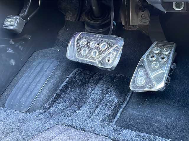 日産 エルグランド 250HWS アーバンクロム 福島県 2013(平25)年 7.5万km ファントムブラック 純ナビ　全方位Ｃ　両側パワスラ　純ＡＷ冬車載　純フリップダウン　ＨＩＤヘッドライト　フォグ　電格ミラー　ステリモ　パートタイム４ＷＤ　黒ハーフレザー　黒革巻ステアリング　プッシュスタート　スマートキー