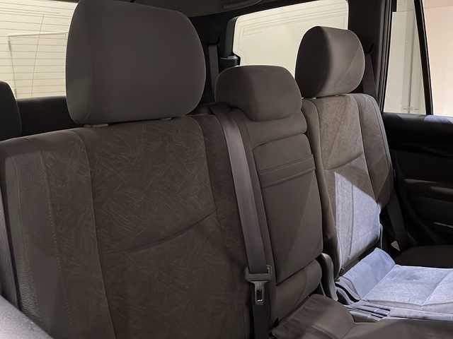 トヨタ ランドクルーザー プラド TX－LTD 60thスペシャル 新潟県 2006(平18)年 13.7万km ブラック パワーステアリング/パワーウィンドウ/４WD/オートエアコン/M/Dチェンジャー/バックカメラ/純正ETC/TV（ワンセグ）/HDDメモリナビ/3列シート/純正フロアマット/布シート/ルーフレール/純正アルミホイール/ABS/オートライト/Wエアバック