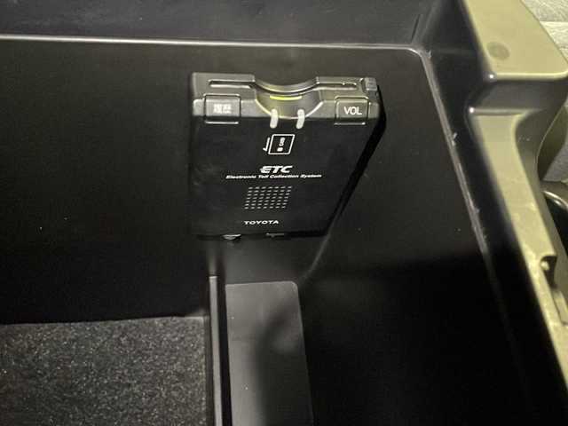 トヨタ ランドクルーザー プラド TX－LTD 60thスペシャル 新潟県 2006(平18)年 13.7万km ブラック パワーステアリング/パワーウィンドウ/４WD/オートエアコン/M/Dチェンジャー/バックカメラ/純正ETC/TV（ワンセグ）/HDDメモリナビ/3列シート/純正フロアマット/布シート/ルーフレール/純正アルミホイール/ABS/オートライト/Wエアバック