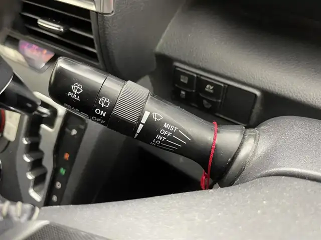 トヨタ シエンタ ハイブリッド G 埼玉県 2016(平28)年 8万km ブラックマイカ 社外ナビ　ビルトインＥＴＣ　衝突軽減ブレーキ　両側パワースライドドア　純正フロアマット　ステアリングスイッチ　プッシュスタート　スマートキー　ＬＥＤヘッドライト　Ｂｌｕｅｔｏｏｔｈ　ＣＤ　地デジＴＶ