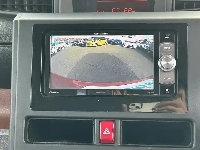 トヨタ タンク 愛知県 2017(平29)年 6.8万km マゼンタベリーマイカM 社外ＳＤナビ　/ＤＴＶ　/ＢＴ　/ＵＳＢ　/Ｂカメラ　/後席フリップダウンモニター　/ＥＴＣ　/左パワースライドドア　/前席シートヒーター　/衝突軽減ブレーキ　/ステアリングスイッチ　/プッシュスタート