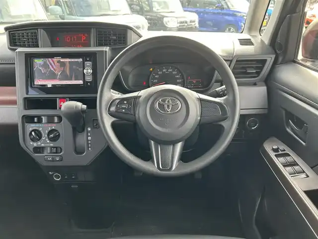 トヨタ タンク 愛知県 2017(平29)年 6.8万km マゼンタベリーマイカM 社外ＳＤナビ　/ＤＴＶ　/ＢＴ　/ＵＳＢ　/Ｂカメラ　/後席フリップダウンモニター　/ＥＴＣ　/左パワースライドドア　/前席シートヒーター　/衝突軽減ブレーキ　/ステアリングスイッチ　/プッシュスタート