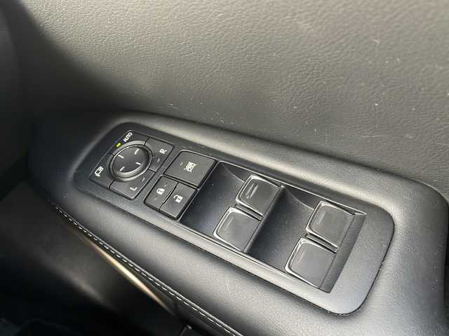 レクサス ＲＸ 300 バージョンL 山口県 2018(平30)年 6.8万km ソニッククォーツ サンルーフ/黒レザーシート/純正ナビ/Bluetooth/フルセグTV/バックカメラ/スマートキー＆プッシュスタート/ヘッドアップディスプレイ/ブラインドスポットモニター/パワーバックドア/ステアリングヒーター/クルーズコントロール/ステアリングスイッチ/前席パワーシート/前席シートヒーター＆ベンチレーション/電動チルト＆テレスコピック/社外前後ドライブレコーダー/LEDヘッドライト/LEDフォグライト/オートライト/オートマチックハイビーム/シーケンシャルウィンカー/純正20インチAW/保証書・取説/スペアキー1個・カードキー1個