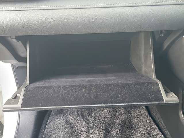 レクサス ＲＸ 300 バージョンL 山口県 2018(平30)年 6.8万km ソニッククォーツ サンルーフ/黒レザーシート/純正ナビ/Bluetooth/フルセグTV/バックカメラ/スマートキー＆プッシュスタート/ヘッドアップディスプレイ/ブラインドスポットモニター/パワーバックドア/ステアリングヒーター/クルーズコントロール/ステアリングスイッチ/前席パワーシート/前席シートヒーター＆ベンチレーション/電動チルト＆テレスコピック/社外前後ドライブレコーダー/LEDヘッドライト/LEDフォグライト/オートライト/オートマチックハイビーム/シーケンシャルウィンカー/純正20インチAW/保証書・取説/スペアキー1個・カードキー1個