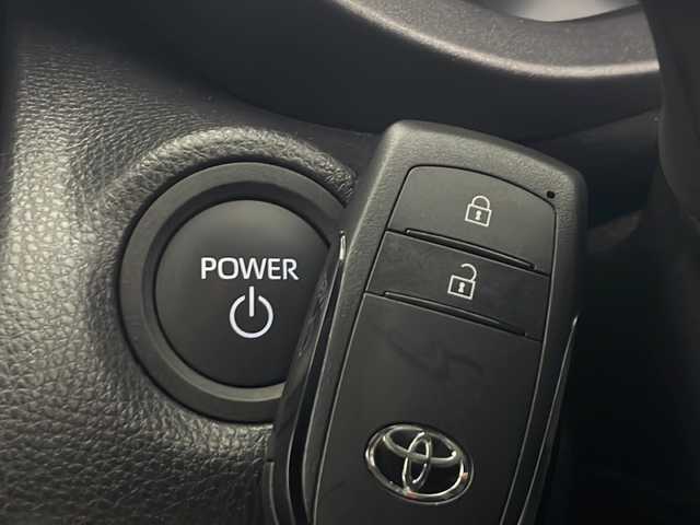 トヨタ ヤリスクロス ハイブリッド Z 秋田県 2024(令6)年 0.9万km ブラックマイカ ４WD/純正メモリーナビ/Bluetooth/バックカメラ/ETC2.0/前席シートヒーター/運転席パワーシート/前後コーナーセンサー/前後ドライブレコーダー/純正AW/ヒルディセントコントロール/ステアリングヒーター/衝突被害軽減システム/オートマチックハイビーム/自動パーキングブレーキ/LEDヘッドライト/スマートキー/スペアキー