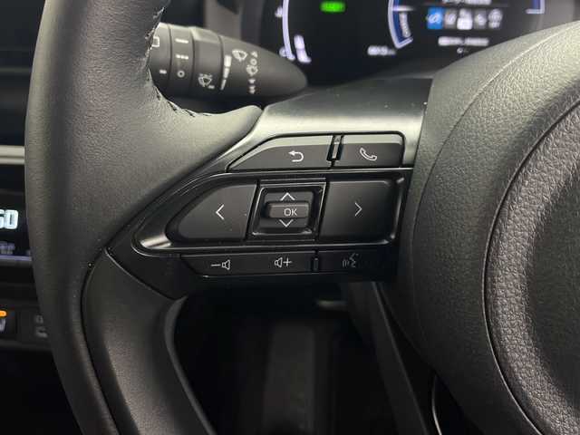 トヨタ ヤリスクロス ハイブリッド Z 秋田県 2024(令6)年 0.9万km ブラックマイカ ４WD/純正メモリーナビ/Bluetooth/バックカメラ/ETC2.0/前席シートヒーター/運転席パワーシート/前後コーナーセンサー/前後ドライブレコーダー/純正AW/ヒルディセントコントロール/ステアリングヒーター/衝突被害軽減システム/オートマチックハイビーム/自動パーキングブレーキ/LEDヘッドライト/スマートキー/スペアキー