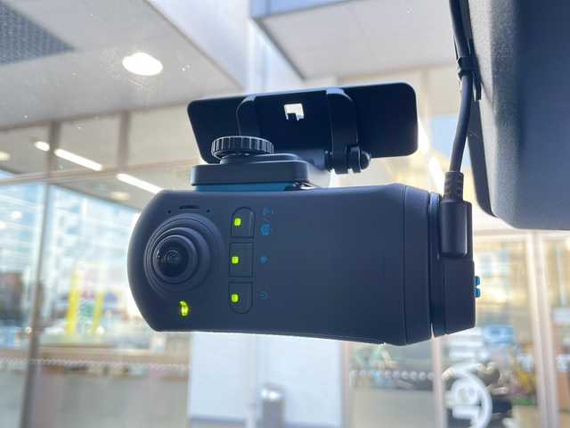 トヨタ タンク G S 愛知県 2019(平31)年 2.7万km レーザーブルークリスタルシャイン /禁煙//純正メモリナビ//地デジ//BT/CD/SD/AUX/AM/FM//バックカメラ//ビルトインETC//ドライブレコーダー//クルーズコントロール//両側パワースライドドア//オートリトラウィンカーミラー//ステアリングスイッチ//スマートキー//プッシュスタート//スマートアシストII//衝突回避支援ブレーキ//衝突警報//車線逸脱警報//誤発進抑制制御//誤後進抑制制御//アイドリングストップ//純正フロアマット//純正ドアバイザー//保証書//取扱説明書//ナビ取説//記録簿//スペアキー