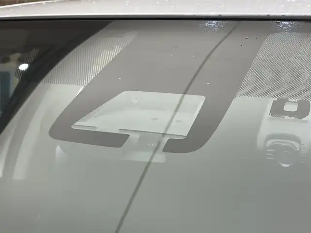 トヨタ アクア S スタイルブラック 岩手県 2018(平30)年 9.7万km ホワイトパールクリスタルシャイン トヨタセーフティセンスC/プリクラッシュセーフティ/レーンディパーチャーアラート/オートマチックハイビーム/先行車発進告知機能/横滑り防止装置/クリアランスソナー/パーキングサポートブレーキ/オートエアコン/オートライト/純正ナビ/バックカメラ/ETC/ドライブレコーダー/ステアリングスイッチ/ヘッドライトレベライザー/純正フロアマット/15インチスチールホイール/純正ホイールキャップ