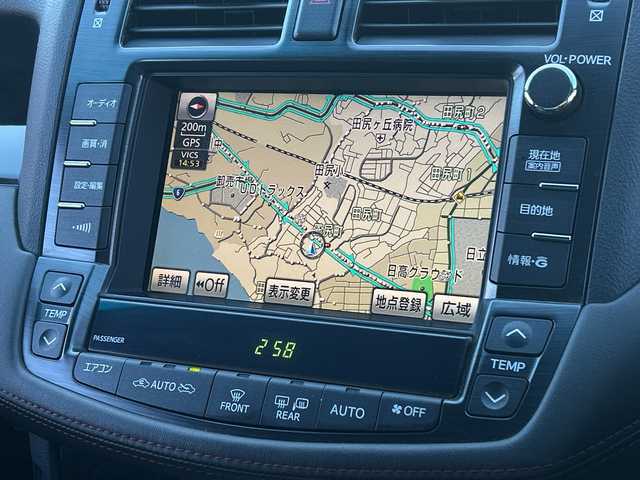 トヨタ クラウン アスリート アスリート 茨城県 2010(平22)年 13.8万km ホワイトパールクリスタルシャイン 純正ナビ　/-TV/AM/FM/AUX/衝突軽減システム　/ＴＲＤエアロ　/バックカメラ/レザーシート　/クルーズコントロール　/D席N席パワーシート　/D席N席シートヒーター　/D席N席エアシート　/ドライブレコーダー　/電動チルト　　/ＥＴＣ　/プッシュスタート