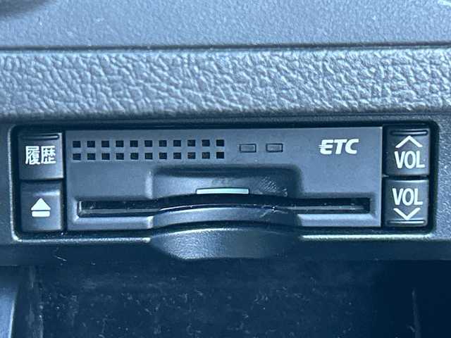 トヨタ クラウン アスリート アスリート 茨城県 2010(平22)年 13.8万km ホワイトパールクリスタルシャイン 純正ナビ　/-TV/AM/FM/AUX/衝突軽減システム　/ＴＲＤエアロ　/バックカメラ/レザーシート　/クルーズコントロール　/D席N席パワーシート　/D席N席シートヒーター　/D席N席エアシート　/ドライブレコーダー　/電動チルト　　/ＥＴＣ　/プッシュスタート