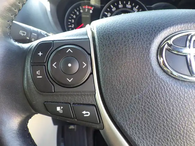 トヨタ ノア G 千葉県 2019(平31)年 5.7万km ボルドーマイカメタリック トヨタセーフティセンス/・プリクラッシュセーフティ/・レーンディパーチャーアラート/・オートハイビーム/クルーズコントロール/アイドリングストップ/両側パワースライドドア/バックドアイージークローザ/純正SDナビ/地デジTV/【DVD/CD再生可　Bluetooth接続】/バックカメラ/ETC/LEDヘッドライト/フォグライト/ウインカーミラー/前席シートヒーター/革巻きステアリング/ステアリングスイッチ/クリアランスソナー/純正15インチアルミホイル/スマートキー