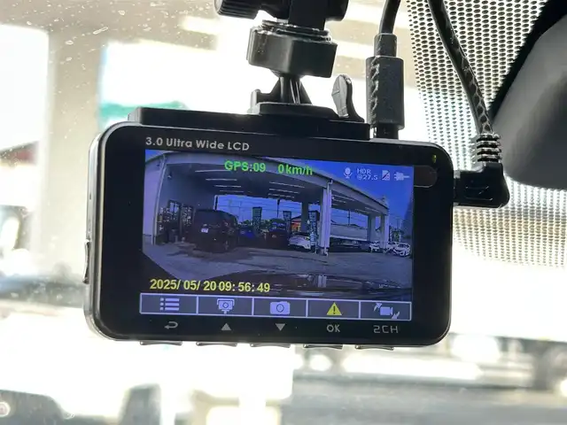 レクサス ＩＳ 300h Fスポーツ 茨城県 2020(令2)年 5.1万km ソニッククロム 後期型モデル/12インチナビ/パノラミックビューカメラ/三眼LEDヘッドライト/赤レザーシート/シートヒーター/シートベンチレーション/パワーメモリーシート/ステアリングヒーター/サンルーフ/オレンジキャリパー/ブラインドスポットモニター