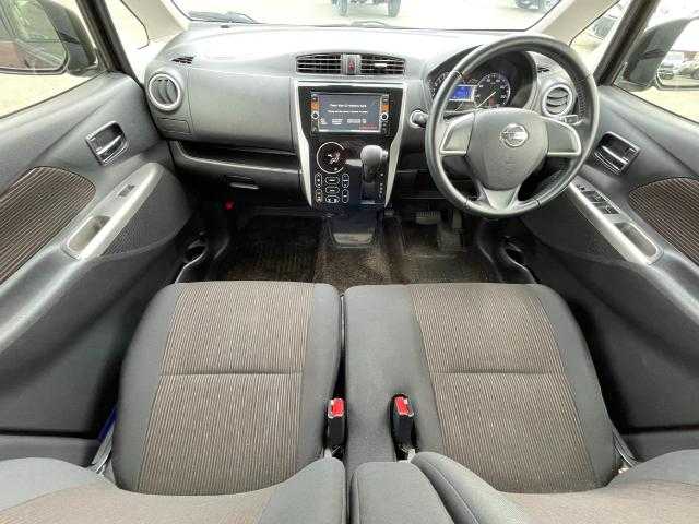 日産 デイズ ハイウェイスターX 岩手県 2015(平27)年 12.4万km モカブラウンP 4WD /運転席シートヒーター　/オートエアコン/ＨＩＤヘッドライト　/純正ＳＤナビ　ＣＤ／ＤＶＤ／Ｂｌｕｅｔｏｏｔｈ／フルセグＴＶ　/アラウンドビューカメラ　/バックカメラ　/純正フロアマット　/アイドリングストップ/純正ＡＷ　/ＡＢＳ　/横滑り防止措置
