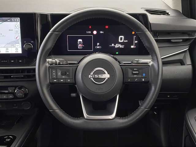 日産 ノート X FOUR 新潟県 2023(令5)年 3.4万km スーパーブラック 4WD/純正9インチナビ/・AM/FM/Bluetooth/ワンセグ/AppleCarPlay/バックモニター/アラウンドビューモニター/プロパイロット/レーンキープアシスト/アダプティブクルーズコントロ―ル/衝突被害軽減システム/ETC2.0/デジタルインナーミラー/ワイヤレス充電/ブラインドスポットモニター/ハンドルヒーター/純正フロアマット/シートヒーター/純正LEDヘッドライト/オートライト/オートマチックハイビーム/純正16インチAW夏タイヤ/ABS/横滑り防止機能/前後コーナーセンサー/盗難防止装置/取扱説明書