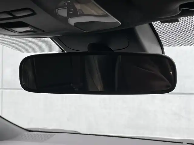 トヨタ カローラツーリング ハイブリッド ダブルバイビー 千葉県 2019(令1)年 3.1万km ホワイトパールクリスタルシャイン 9インチ純正ナビ/バックカメラ/クルーズコントロール/ＥＴＣ/ＵＳＢソケット/前席シートヒーター/オートライト/オートハイビーム/コーナーセンサー/衝突被害軽減ブレーキ/レーンキープアシスト/ステアリングヒーター/ＢＳＭ