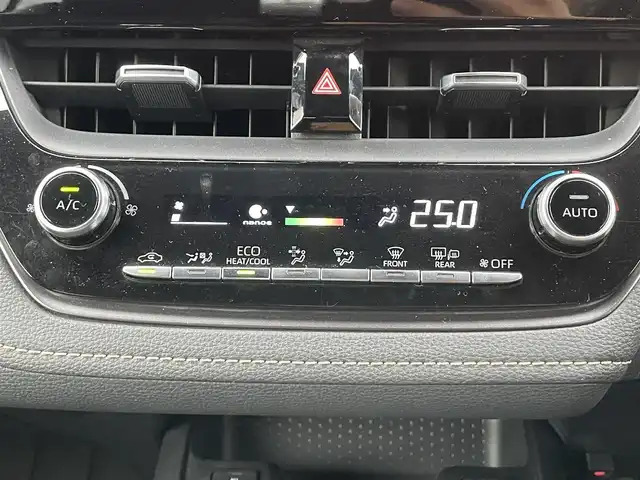 トヨタ カローラツーリング ハイブリッド ダブルバイビー 千葉県 2019(令1)年 3.1万km ホワイトパールクリスタルシャイン 9インチ純正ナビ/バックカメラ/クルーズコントロール/ＥＴＣ/ＵＳＢソケット/前席シートヒーター/オートライト/オートハイビーム/コーナーセンサー/衝突被害軽減ブレーキ/レーンキープアシスト/ステアリングヒーター/ＢＳＭ