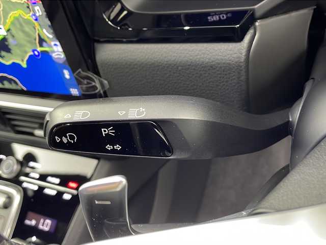 ポルシェ カイエン 鹿児島県 2019(令1)年 5.8万km 黒 ターボ/ポルシェアクティブセーフ/純正ナビ/360°ビューカメラ/サラウンドアシスト/黒レザーシート/前席パワーシート/前席シートヒーター/レーダークルーズコントロール/ETC2.0/コーナーセンサー/ブラインドスポットモニター/社外前後ドライブレコダー/純正20インチアルミホイール/LEDヘッドライト/オートライトコントロール/オートマチックハイビーム/スマートキー×2/純正フロアマット