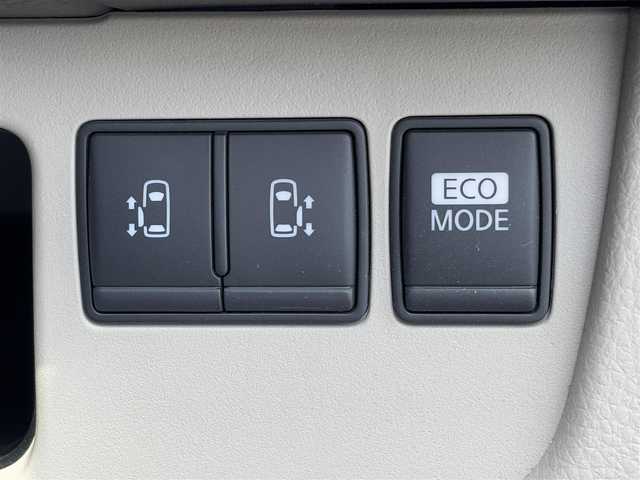 日産 セレナ 20G 徳島県 2011(平23)年 8.6万km スーパーブラック 社外7型ナビ　AVIC-MRZ99/　AM/FM/BT/フルセグ/DISC/両側電動スライドドア/ETC/バックカメラ/クルーズコントロール/スペアキー/スマートキー/プッシュスタート/アイドリングストップ/純正フロアマット/ドアバイザー/オートライト/フォグライト/純正15インチアルミホイール/ECO MODE/取扱説明書/新車時保証書