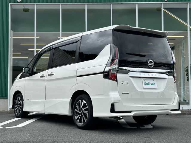 日産 セレナ ハイウェイスター V 愛媛県 2021(令3)年 1.9万km ブリリアントホワイトパール 純正１０型大画面ナビ/フルセグＴＶ Bluetooth DVD/プロパイロット/両側パワースライドドア/前後コーナーセンサ/ブラインドスポット/バックカメラ/ドライブレコーダー/エマージェンシーブレーキ/追従クルーズコントロール/LEDヘッドライト