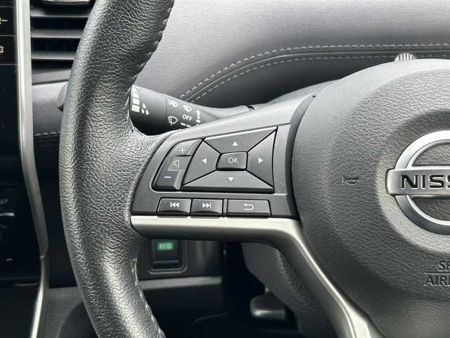 日産 セレナ ハイウェイスター V 愛媛県 2021(令3)年 1.9万km ブリリアントホワイトパール 純正１０型大画面ナビ/フルセグＴＶ Bluetooth DVD/プロパイロット/両側パワースライドドア/前後コーナーセンサ/ブラインドスポット/バックカメラ/ドライブレコーダー/エマージェンシーブレーキ/追従クルーズコントロール/LEDヘッドライト