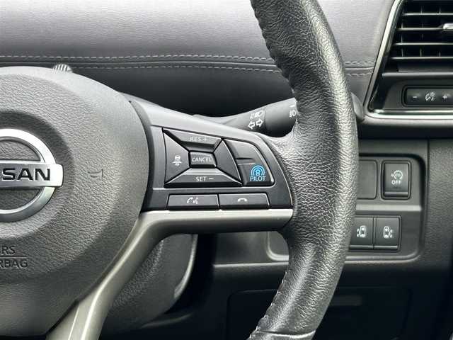 日産 セレナ ハイウェイスター V 愛媛県 2021(令3)年 1.9万km ブリリアントホワイトパール 純正１０型大画面ナビ/フルセグＴＶ Bluetooth DVD/プロパイロット/両側パワースライドドア/前後コーナーセンサ/ブラインドスポット/バックカメラ/ドライブレコーダー/エマージェンシーブレーキ/追従クルーズコントロール/LEDヘッドライト