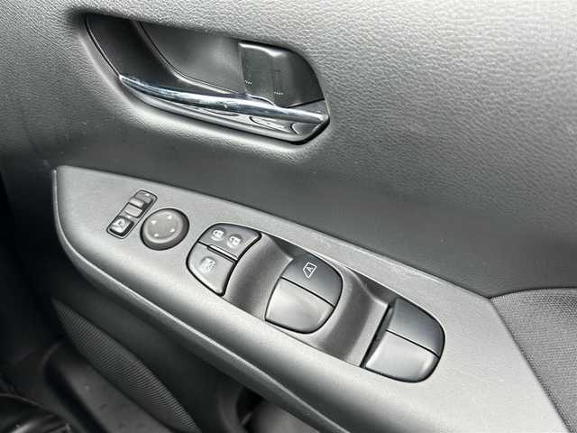 日産 セレナ ハイウェイスター V 愛媛県 2021(令3)年 1.9万km ブリリアントホワイトパール 純正１０型大画面ナビ/フルセグＴＶ Bluetooth DVD/プロパイロット/両側パワースライドドア/前後コーナーセンサ/ブラインドスポット/バックカメラ/ドライブレコーダー/エマージェンシーブレーキ/追従クルーズコントロール/LEDヘッドライト