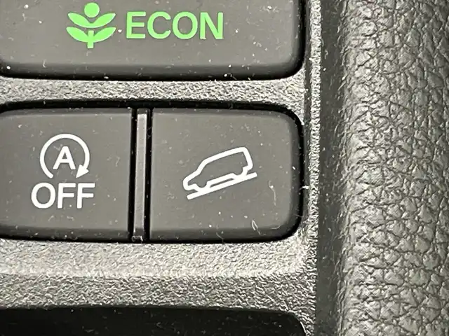 ホンダ ヴェゼル G 群馬県 2023(令5)年 1万km メテオロイドグレーメタリック 純正ナビ　バックカメラ　アダプティブクルーズコントロール　レーンキープアシスト　衝突被害軽減ブレーキ　オートマチックハイビーム　コーナーセンサー　ダウンヒルアシストコントロール　ＥＴＣ　ＬＥＤ　禁煙車