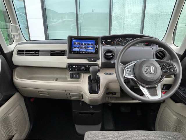 ホンダ Ｎ ＢＯＸ G L ホンダセンシング 香川県 2020(令2)年 3.4万km ブリティッシュグリーンP 登録時走行距離：34052ｋｍ/衝突被害軽減装置/純正SDナビゲーション/→フルセグTV/→CD/DVD再生/バックカメラ/ビルトインETC/シートヒーター/左側パワースライドドア/ステアリングリモコン/アダプティブクルーズコントロール/横滑り防止装置/レーンキープアシスト/スマートキー