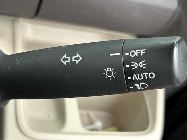 ホンダ Ｎ ＢＯＸ G L ホンダセンシング 香川県 2020(令2)年 3.4万km ブリティッシュグリーンP 登録時走行距離：34052ｋｍ/衝突被害軽減装置/純正SDナビゲーション/→フルセグTV/→CD/DVD再生/バックカメラ/ビルトインETC/シートヒーター/左側パワースライドドア/ステアリングリモコン/アダプティブクルーズコントロール/横滑り防止装置/レーンキープアシスト/スマートキー