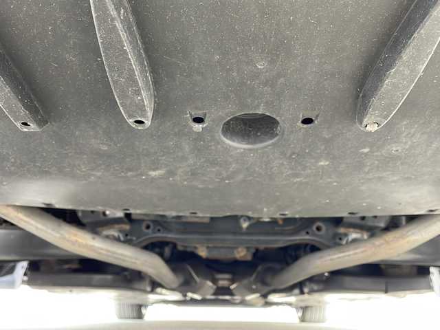 トヨタ クラウン ハイブリッド RS アドバンス Four 青森県 2020(令2)年 11.1万km ホワイトパールクリスタルシャイン 4WD/純正SDナビ・フルセグTV/CD・DVD・Bluetooth・SD・USB/OPパノラミックビューモニター/OP黒レザーシート/前席エアシート・シートヒーター/ステアリングヒーター/カラーヘッドアップディスプレイ/OPセーフティパッケージプラス/インテリジェントパーキングアシスト2/リアカメラディテクション/パーキングサポートブレーキ/セーフティセンス/プリクラッシュセーフティ/レーダークルーズコントロール/レーントレーシングアシスト/アダプティブハイビーム/ブラインドスポットモニター/クリアランスソナー/前方ドライブレコーダー/パドルシフト/OP置くだけ充電/AC100V100W/純正ビルトインETC/3眼LEDヘッドランプ/LEDフォグランプ/純正18インチアルミ/モデリスタエアロ